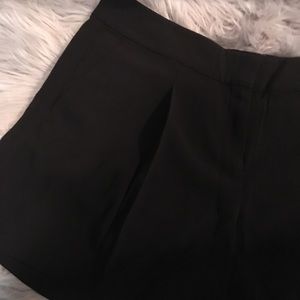 Ann Taylor Factory Shorts - BLACK ANN TAYLOR SHORTS Ann Taylor Factory Shorts - BLACK ANN TAYLOR SHORTS